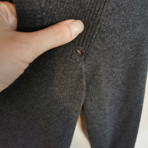 Sweater size XS - Picture 3 of 4